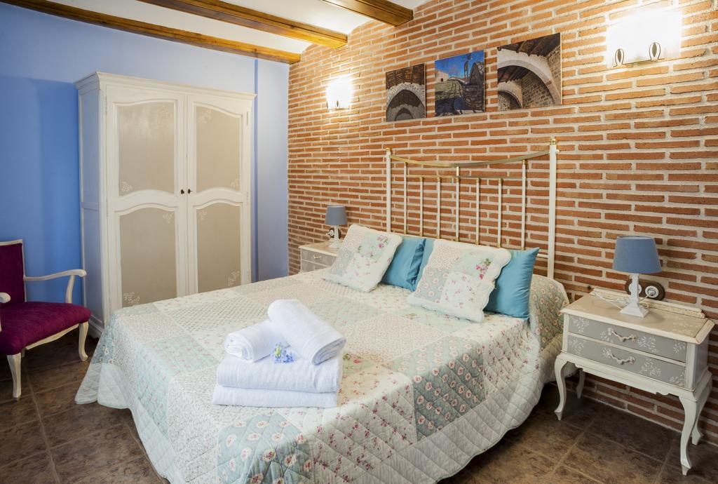 Apartamentos Rurales Millan La Mata de los Olmos Exterior photo